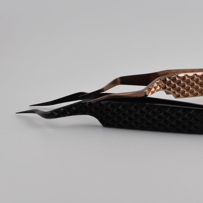 VIRAL* Isolation Tweezers (Short Tip)