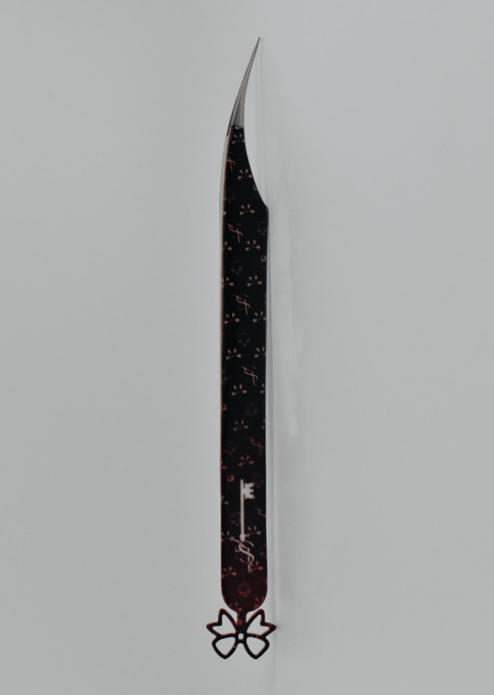 *LE Bow Tweezer Collection