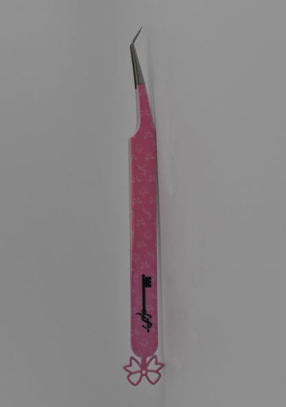 *LE Bow Tweezer Collection