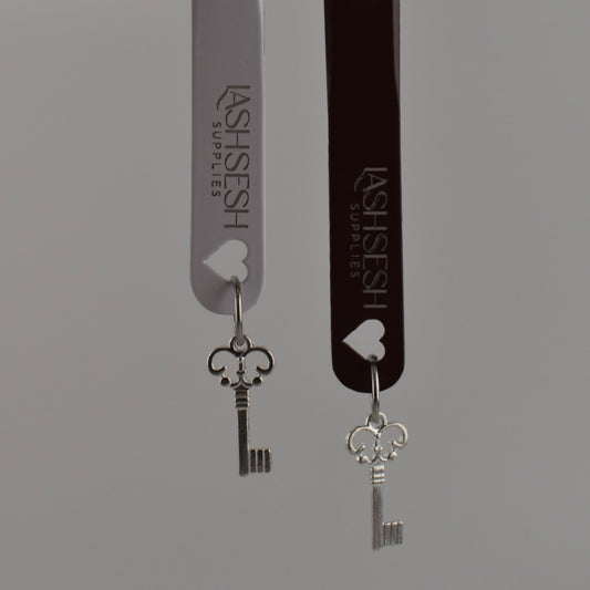 *LE Key Charm Tweezers