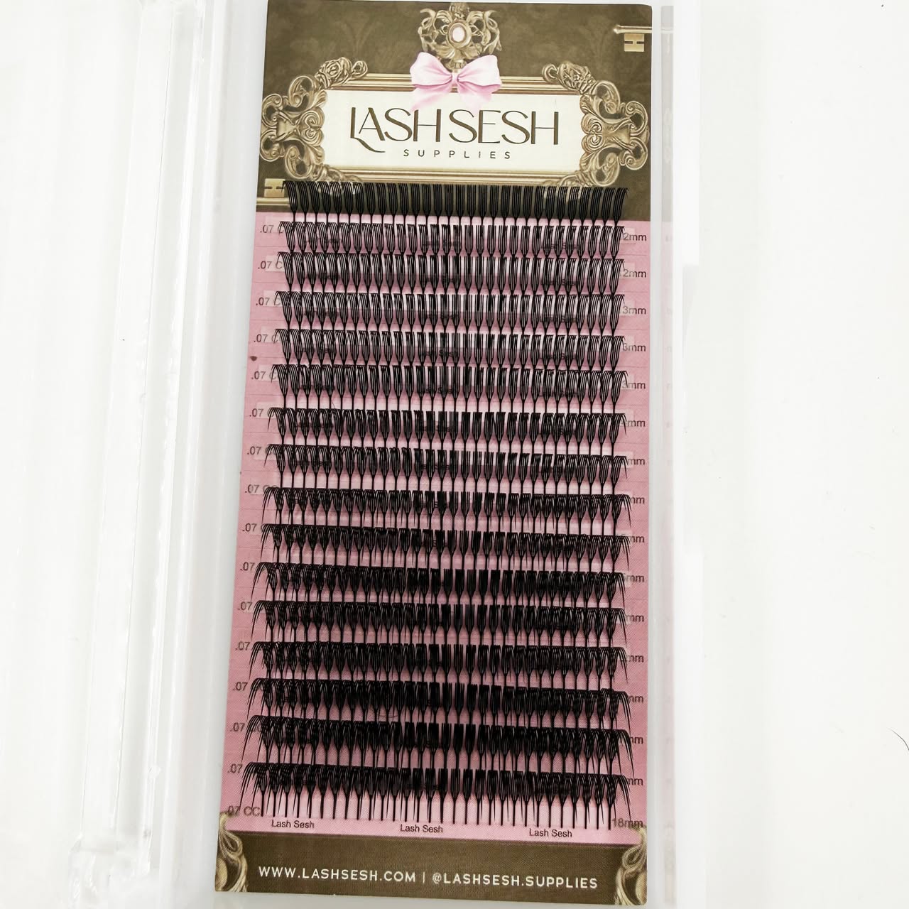 Petite Luna Anime Lash Trays