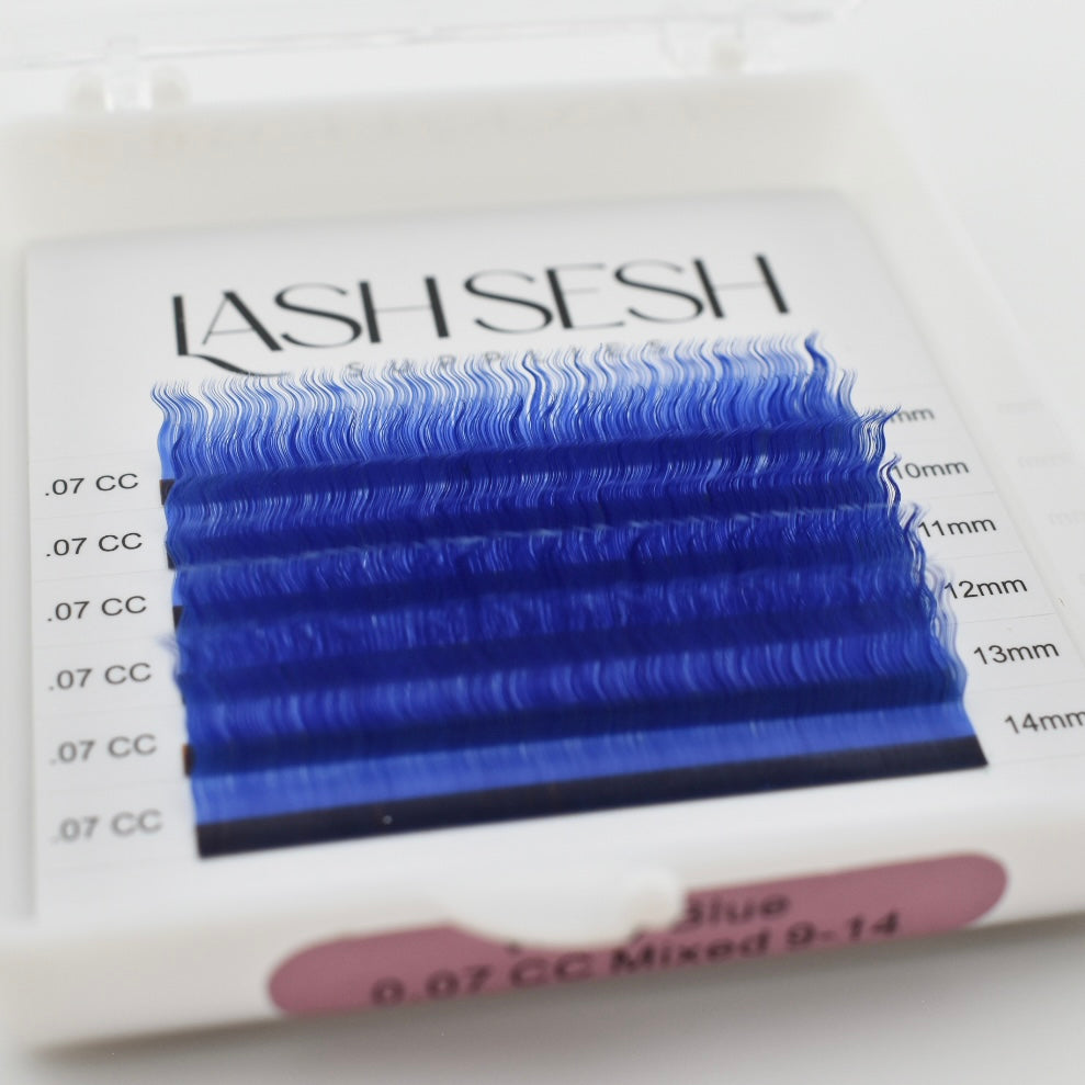 Blue Wavy Lashes