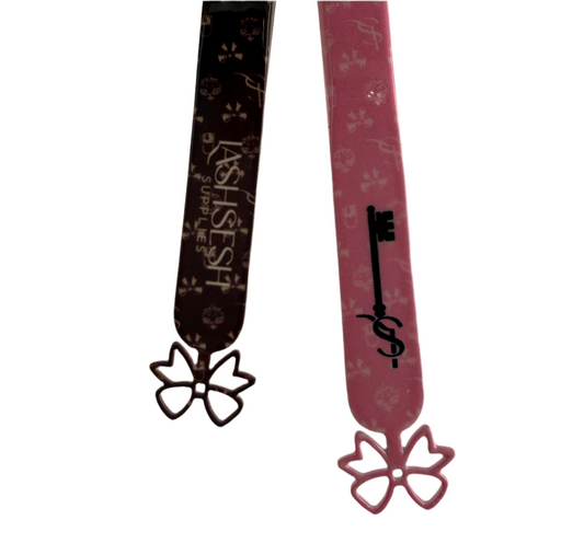 *LE Bow Tweezer Collection