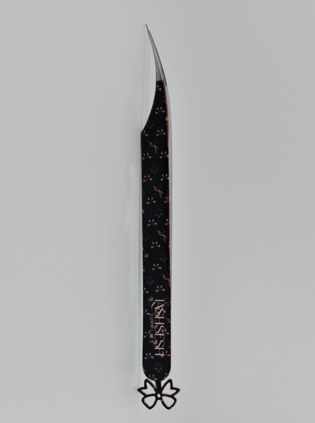 *LE Bow Tweezer Collection