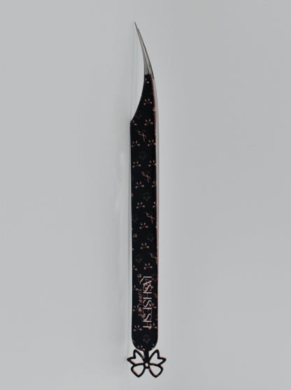 *LE Bow Tweezer Collection